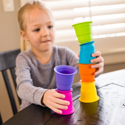 Kubeczki Przyssawki Fat Brain Toys Kubeczki Przyssawki Fat Brain Toys